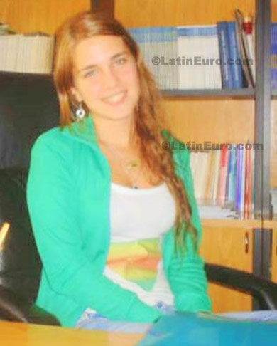 Date this happy Colombia girl ErikaMaria from  C8291