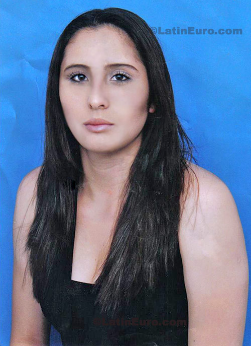 Date this passionate Colombia girl Yenny from Bogota C8398