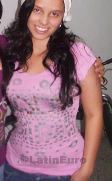 Date this nice looking Colombia girl Luisa from Medellin C8412