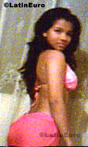 Date this georgeous Colombia girl Claudia from Medellin C8461