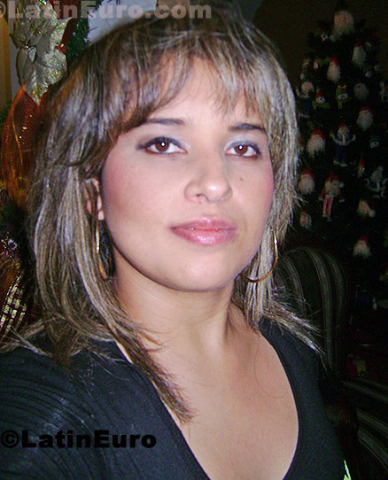 Date this delightful Colombia girl C8468 from Ibague C8468