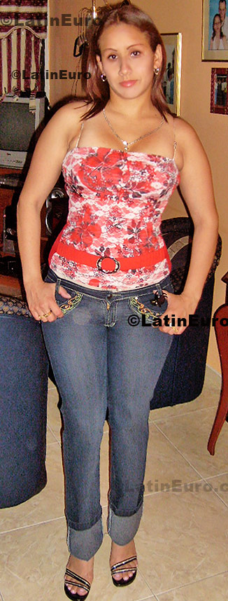 Date this tall Colombia girl Ruby from Bogota C8536