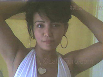 Date this exotic Colombia girl Yoelis from Valledupar C8885
