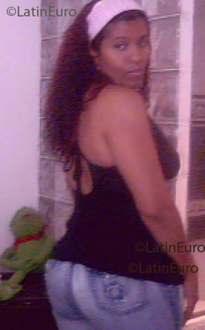 Date this beautiful Colombia girl Elena from Cali C9035