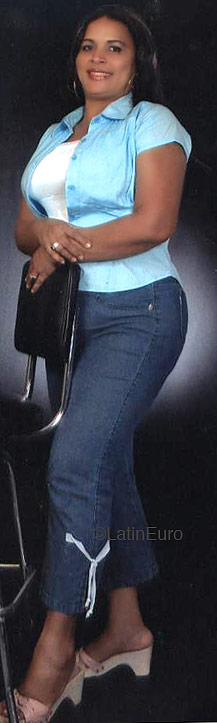 Date this fun Colombia girl Elsa from Cartagena C9303