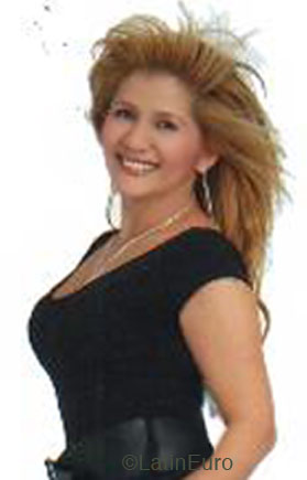 Date this funny Colombia girl Claudia from Bogota C9350