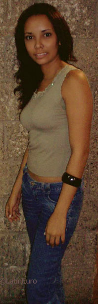 Date this georgeous Colombia girl Liliana from Cartagena C9411