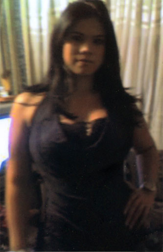 Date this happy Colombia girl Claudia from Medellin C9458