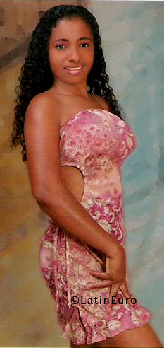 Date this funny Colombia girl Francia from Cali C9531