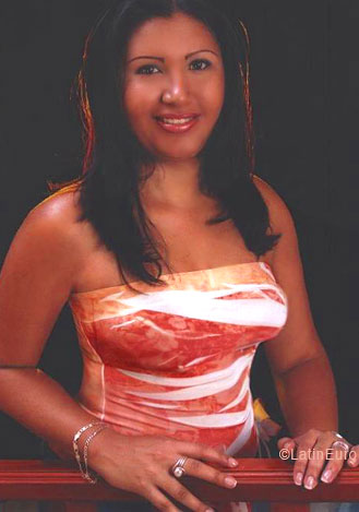 Date this tall Colombia girl Julieth from Cali C9583