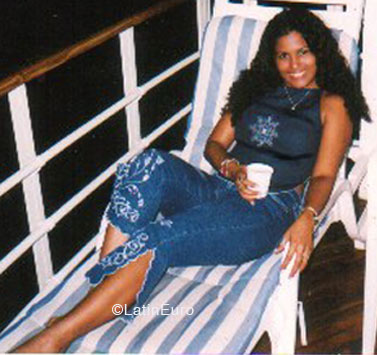 Date this exotic Colombia girl Pilar from Cartagena C9587