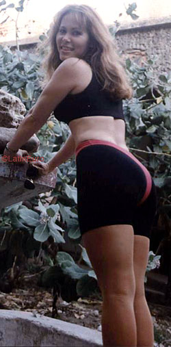 Date this delightful Colombia girl Nancy from Barranquilla C9685