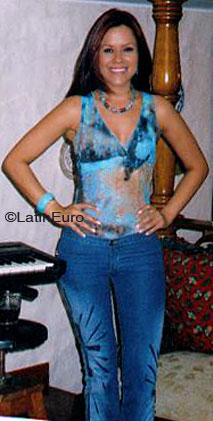 Date this young Colombia girl Monica from Bogota C9692