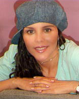 Date this stunning Colombia girl Lupita from Bogota C9813