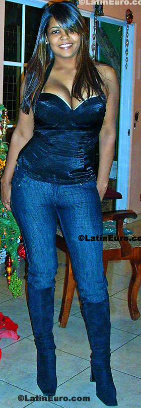 Date this young Any Country girl Rosa from Santo Domingo N-1145