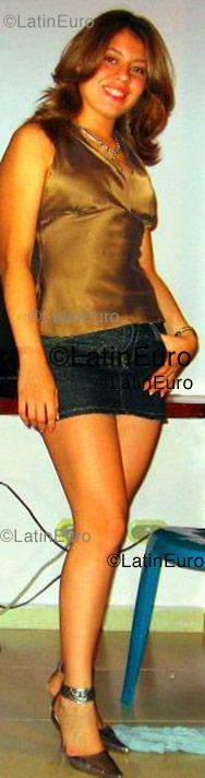 Date this sensual Honduras girl Andys- from  N-169