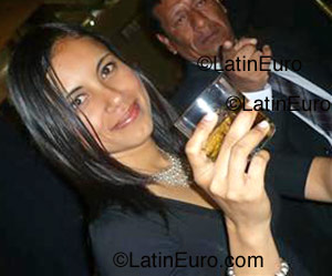 Date this gorgeous Peru girl Vanessa from Chiclayo N-208