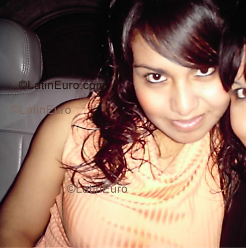 Date this voluptuous Any Country girl Pamela from  N-264