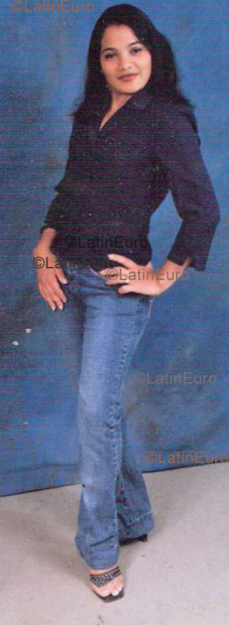 Date this young Honduras girl Xiomara from  N-280