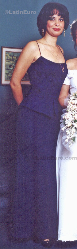 Date this happy Peru girl Milagros from Lima N-803