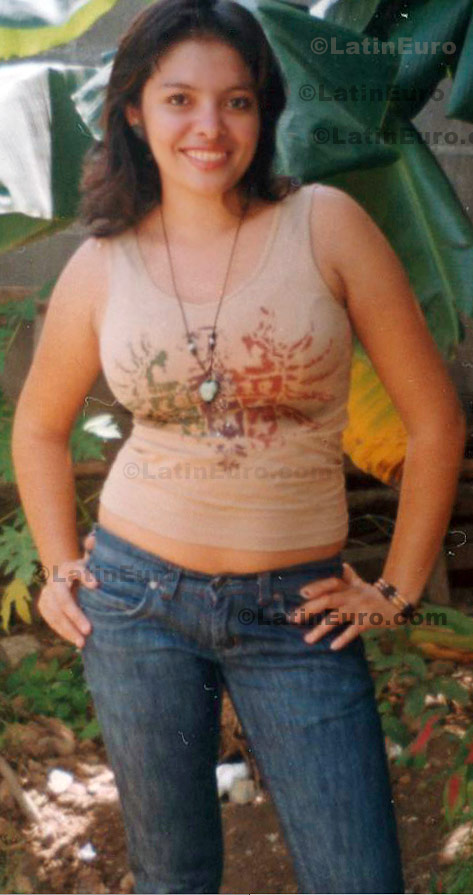 Date this gorgeous Honduras girl Karina from Choluteca N-819
