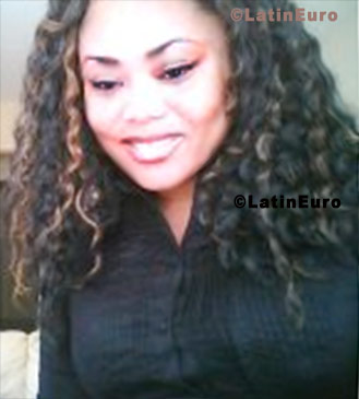 Date this gorgeous Any Country girl Olivia from Nicosia N-986