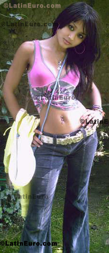 Date this georgeous Any Country girl Brishet from Lima N-988