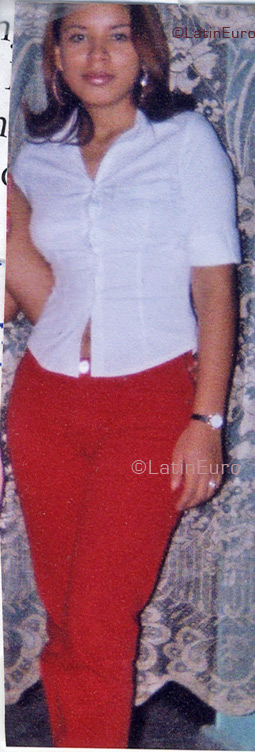 Date this good-looking Honduras girl Fanny from San Pedro Sula N1041