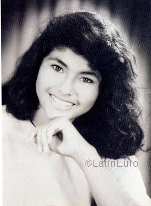 Date this young Peru girl Lilian from Lima N1123