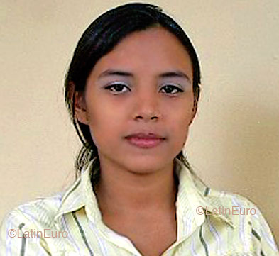 Date this charming Any Country girl Kimberlin from  N1234