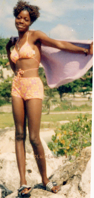 Date this delightful Jamaica girl Setrine from Montego Bay N2075
