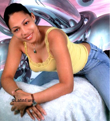 Date this young Any Country girl Alba from  N2266