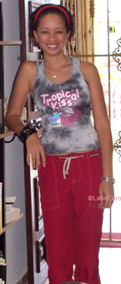 Date this stunning Mexico girl Leonor from Santo Domingo N2352