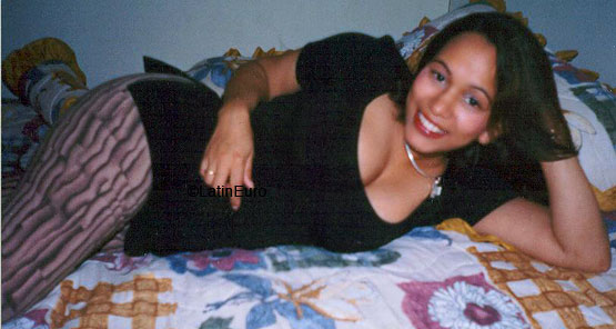 Date this nice looking Any Country girl Aura from  N2646