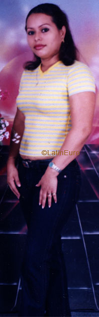 Date this tall Honduras girl Lilian from La Ceiba N2734