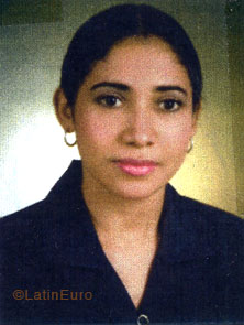 Date this attractive Panama girl Lidibeth from  N2793