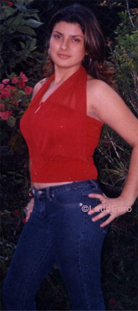 Date this sensual Honduras girl Junny from Yoro N2800