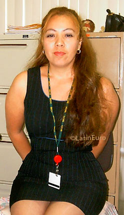 Date this beautiful Honduras girl Rosa from Tegucigalpa N2977