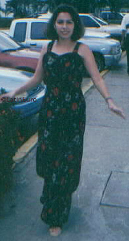 Date this good-looking Honduras girl Marivel from  N3005