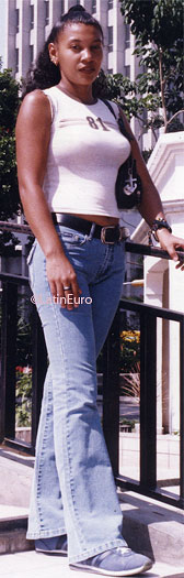 Date this gorgeous Honduras girl Odilia from Choloma N3159