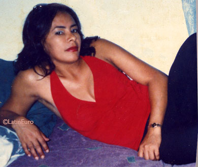 Date this beautiful Honduras girl Rosemery from Olancho N3361