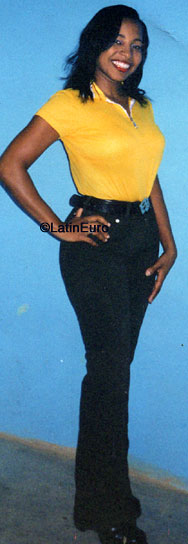 Date this charming Guatemala girl Yasures from  N3590