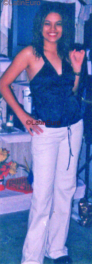 Date this tall Honduras girl Doriana from La Ceiba N713