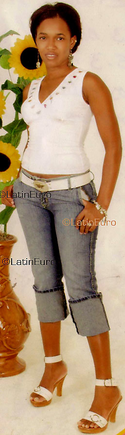 Date this athletic Any Country girl Carolina from  N813