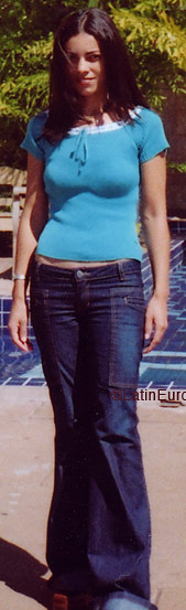 Date this fun Brazil girl Naiana from LONDRINA B6673