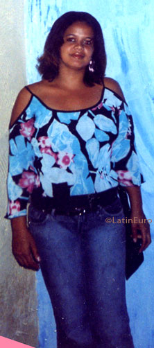 Date this cute Brazil girl Gildete from ITABUNA B6866