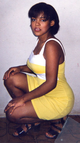 Date this cute Brazil girl Glilda from SALVADOR B7391