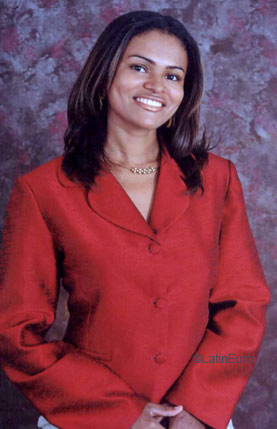 Date this exotic Brazil girl Rosangela from PARAISO DO TOCANTINS B7479