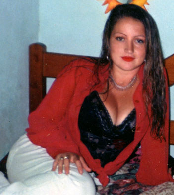 Date this voluptuous Brazil girl Celia from MIRIM B8393