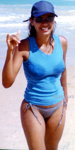 Date this hot Brazil girl Elaine from CAMPINA B8483